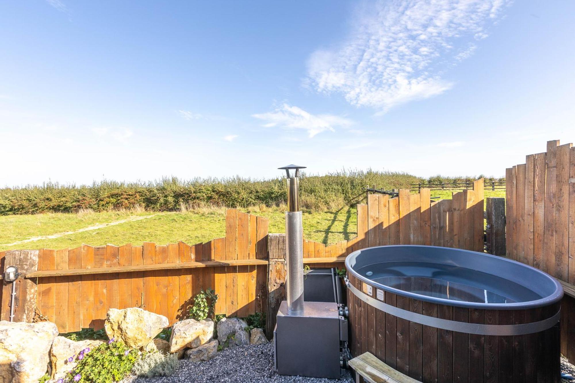 Les Tiny Du Pre Mathy - Logements Insolites Avec Jacuzzi A Profondeville Kültér fotó