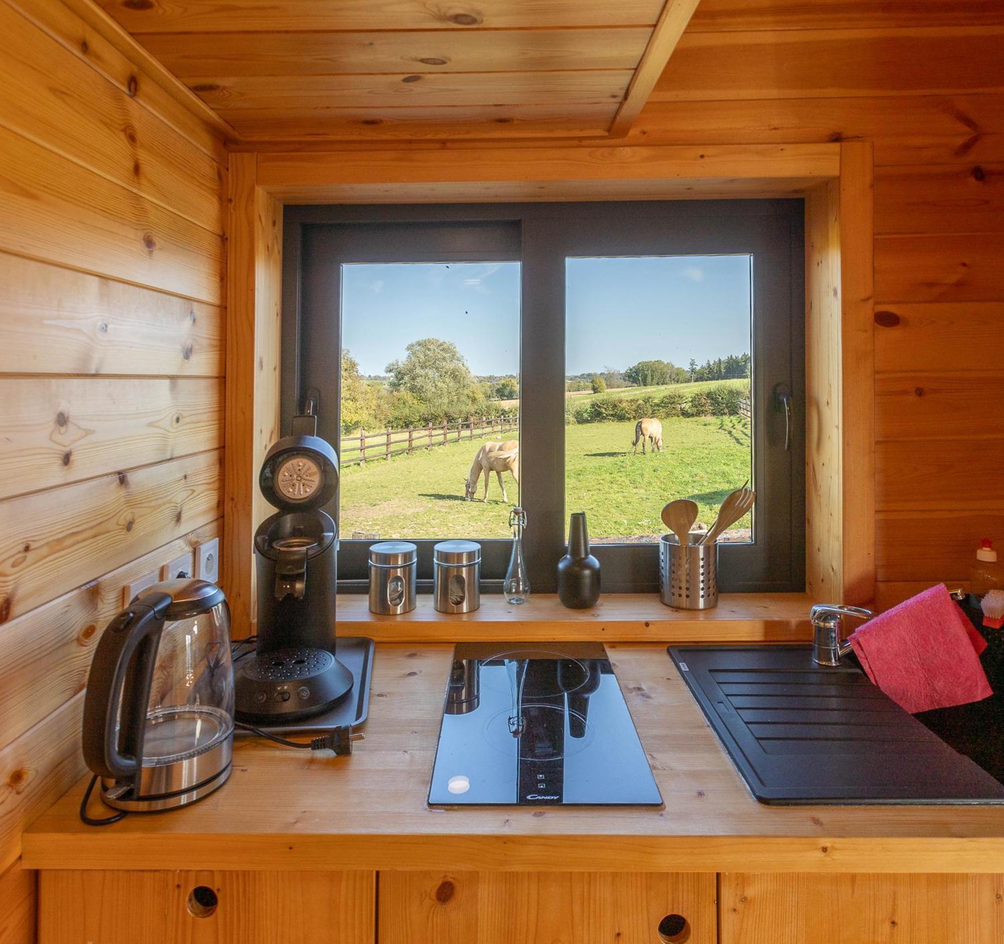 Les Tiny Du Pre Mathy - Logements Insolites Avec Jacuzzi A Profondeville Kültér fotó